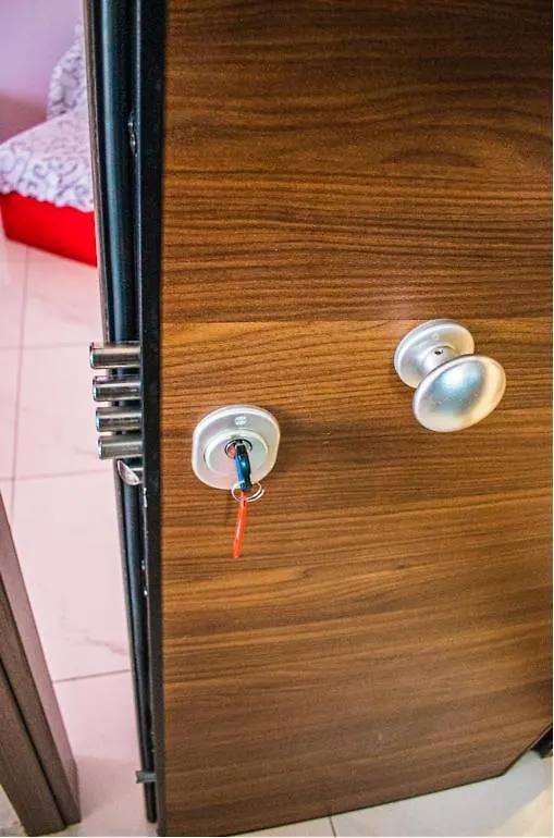 Bit Pazar Luxury Suites With Balcony Thessaloniki Apartment